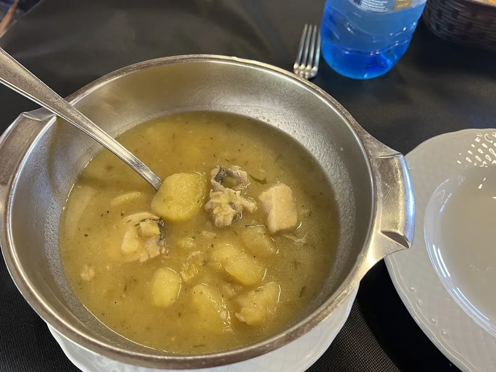 Olya Bachyk_Restaurante Los Yugos_Bárcena de Cicero_review