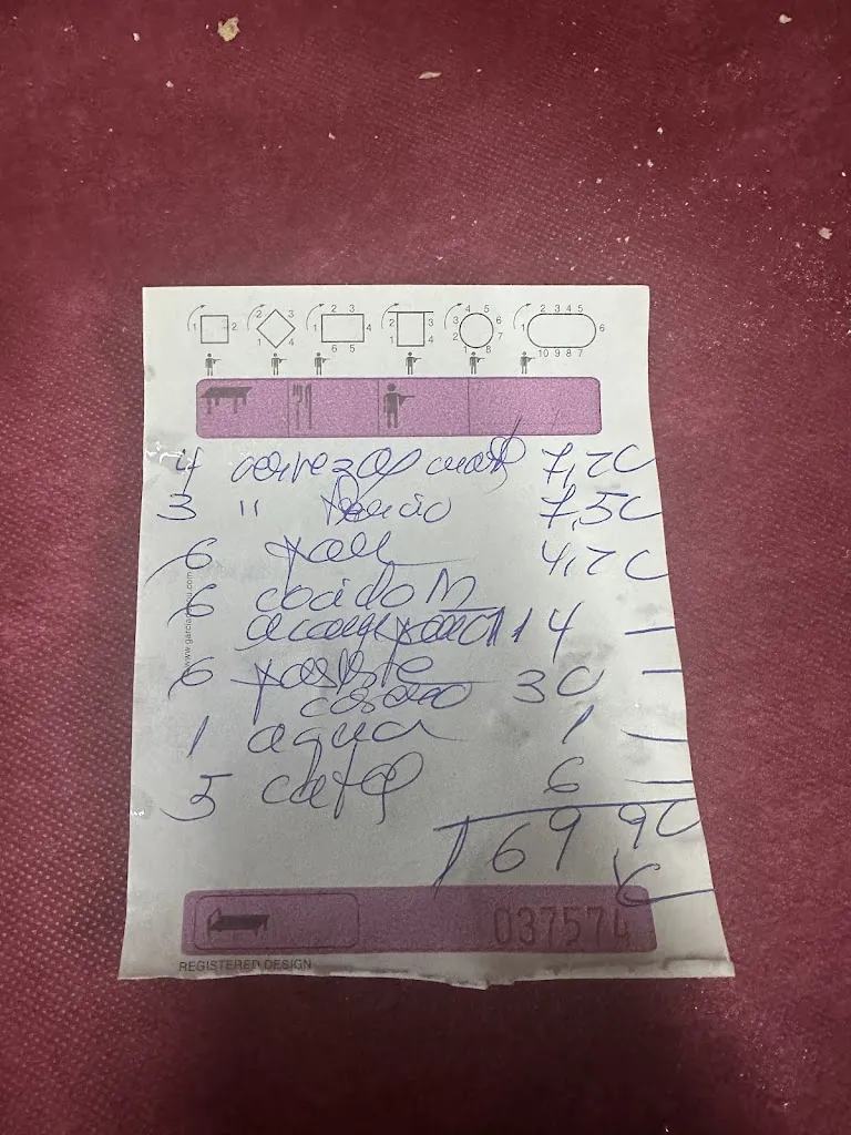 Jennifer Cruz gonzalez_Tienda Restaurante Casa Adela o Bar Boni_Bárcena de Cicero_review