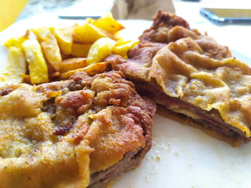 Black River Tavern_Bárcena de Cicero_slider_image_1