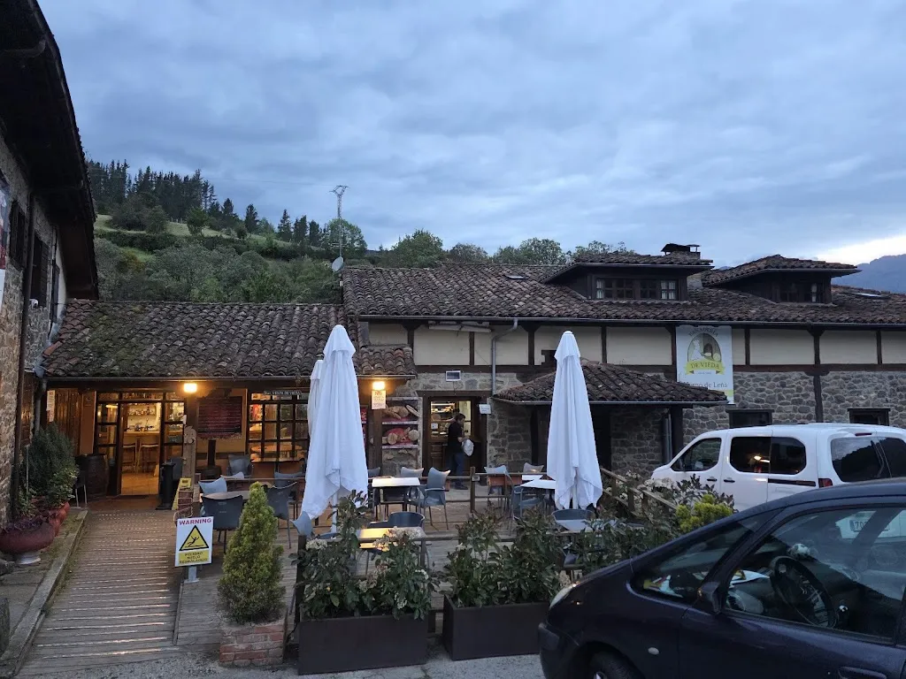 Bruce Murphy_Venta de Vieda_Cabezón de Liébana_review