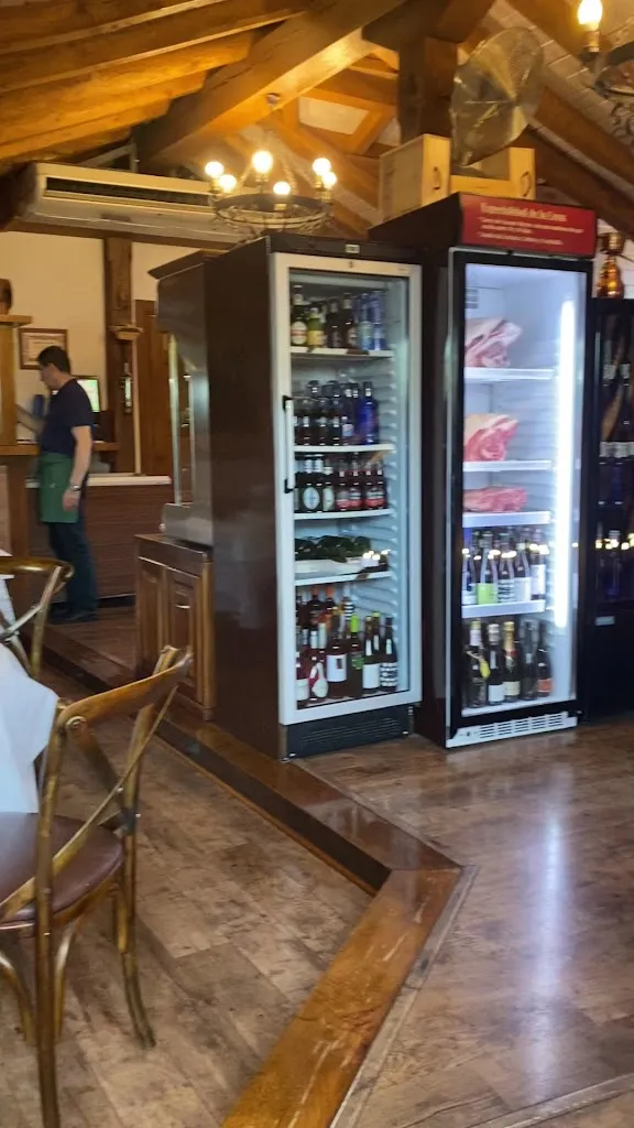 Dominika Nosková_Asador Llorente_Cabezón de Liébana_recensione