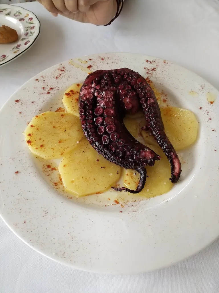 Menu_Restaurante Güemes_Bareyo_immagine_4