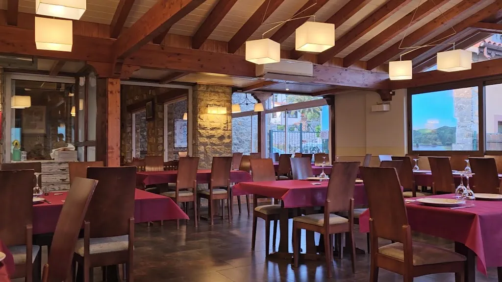 Restaurante El Rincón de Pitucos restaurant in Bareyo