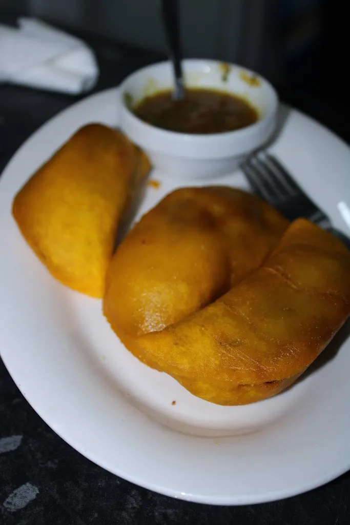 Wata Negui Consup Restaurante Hondureño_Castañeda_slider_image_3