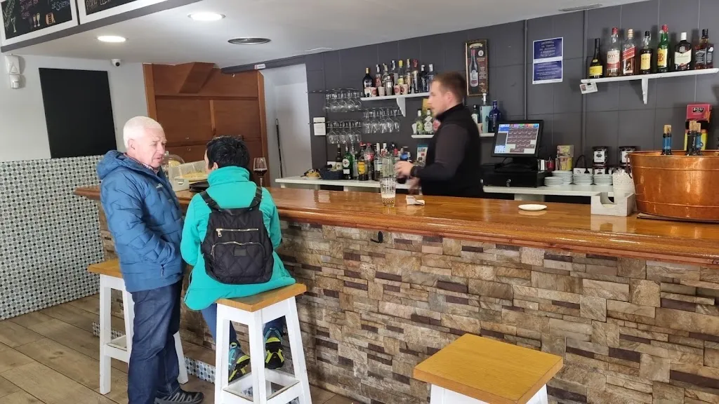 Rob Thompson_El Rincón del Valle_Cabuérniga_review