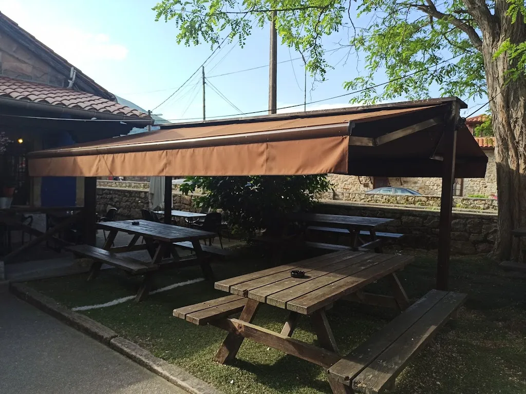 Bob Grove_Taberna El Valle_Cabuérniga_review