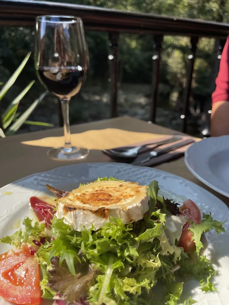 Niyaz Kamran_Restaurante El Puente_Cabuérniga_review