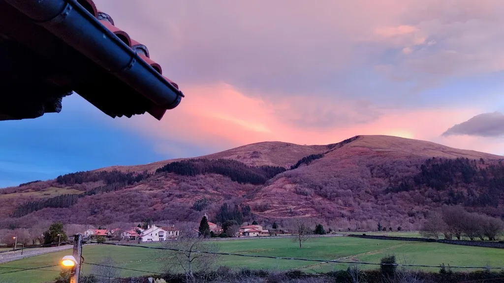 Isaac Mateos Ibarretxe_La Hondanada_Cabuérniga_review