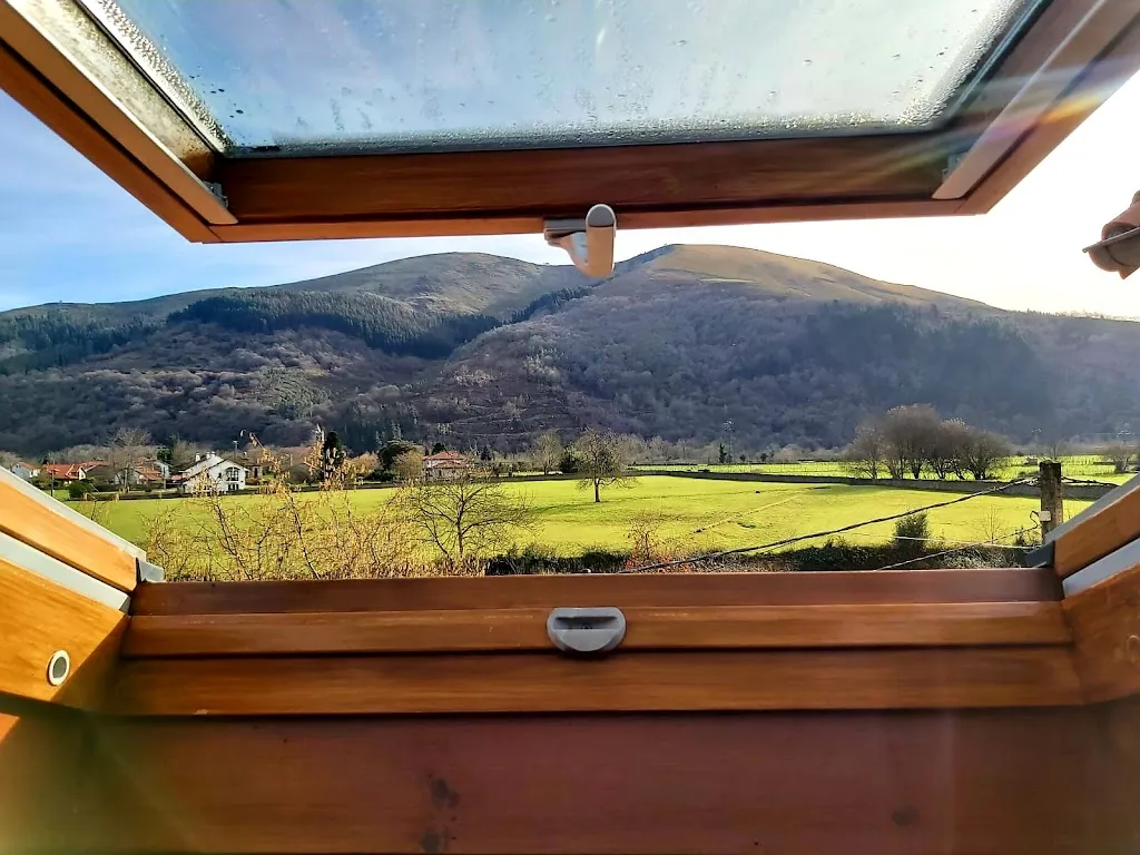 Auxi Mateos_La Hondanada_Cabuérniga_review