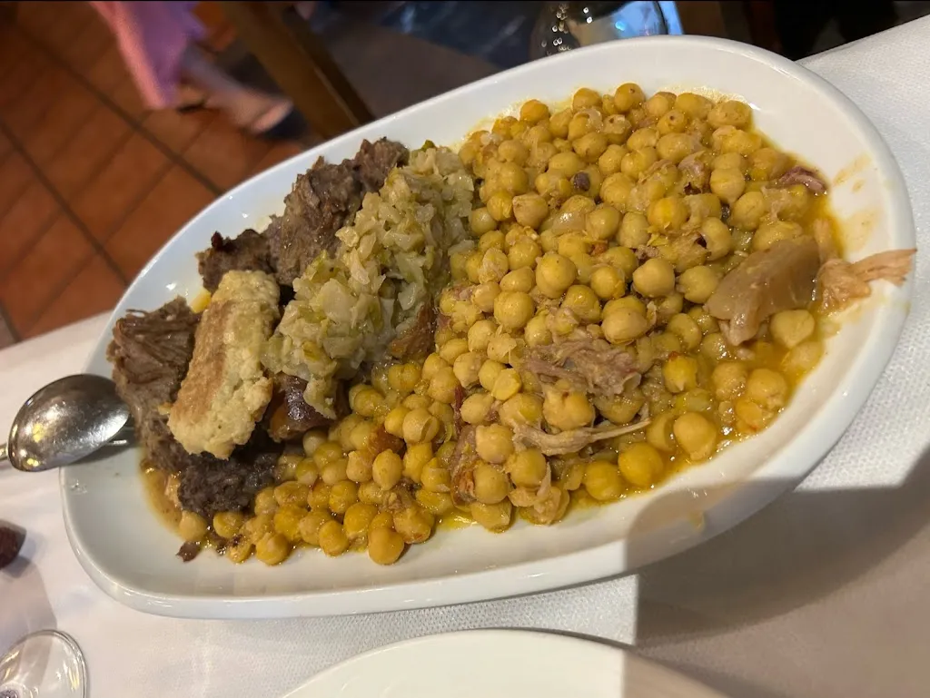 Kevin Ei_Restaurante El Bodegón_Camaleño_review