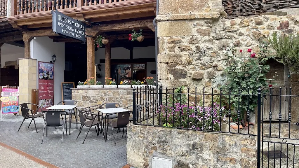 Quesos y Cosas restaurant in Camaleño
