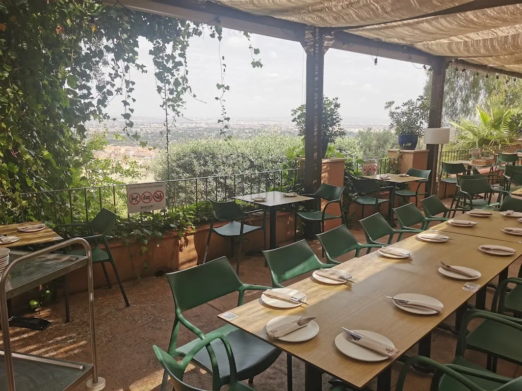 Bar restaurante Terraza Quitapesares_Fuensanta_slider_image_1