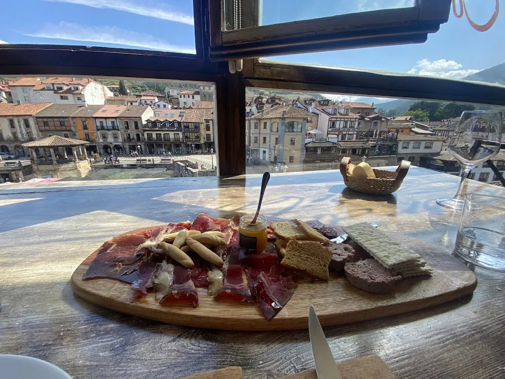 El Cenador del Capitán_Camaleño_slider_image_3