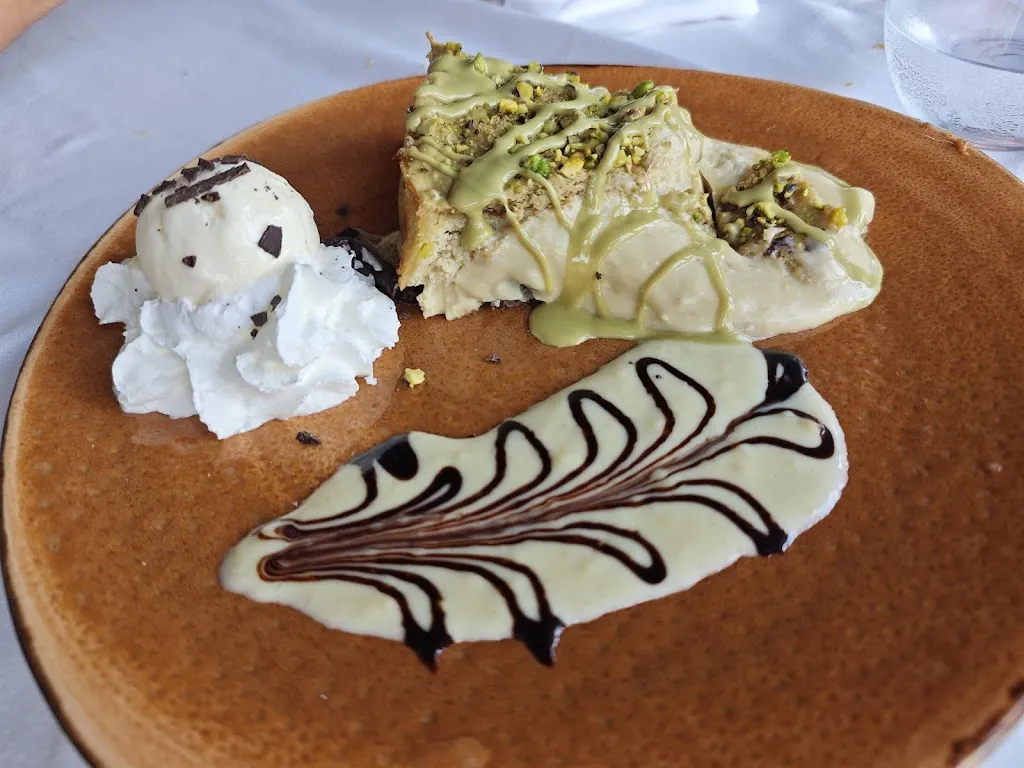 Restaurante la Chata_Arnuero_slider_image_3