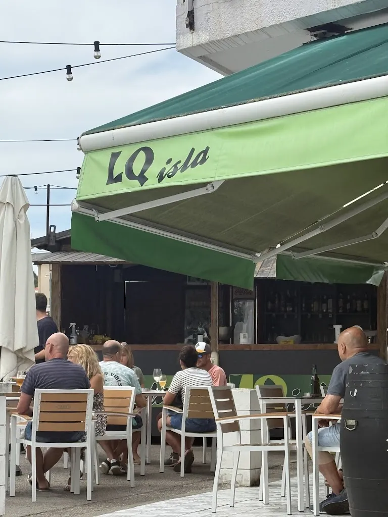 Carlos Casado_Isla Playa - LQ Isla_Arnuero_recensione