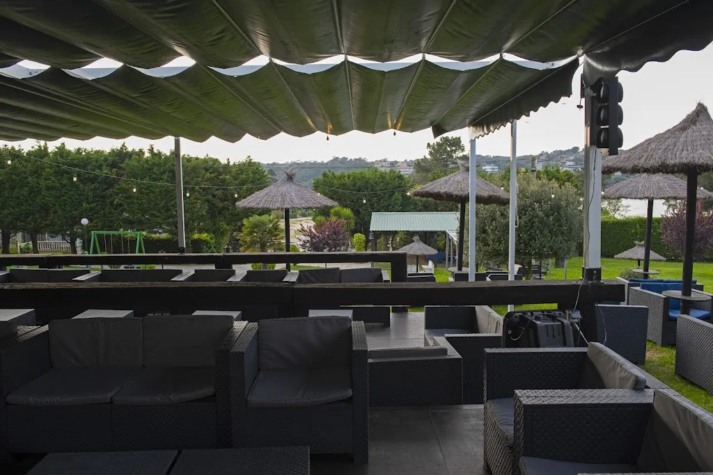 Chillout Campomar restaurant in Arnuero