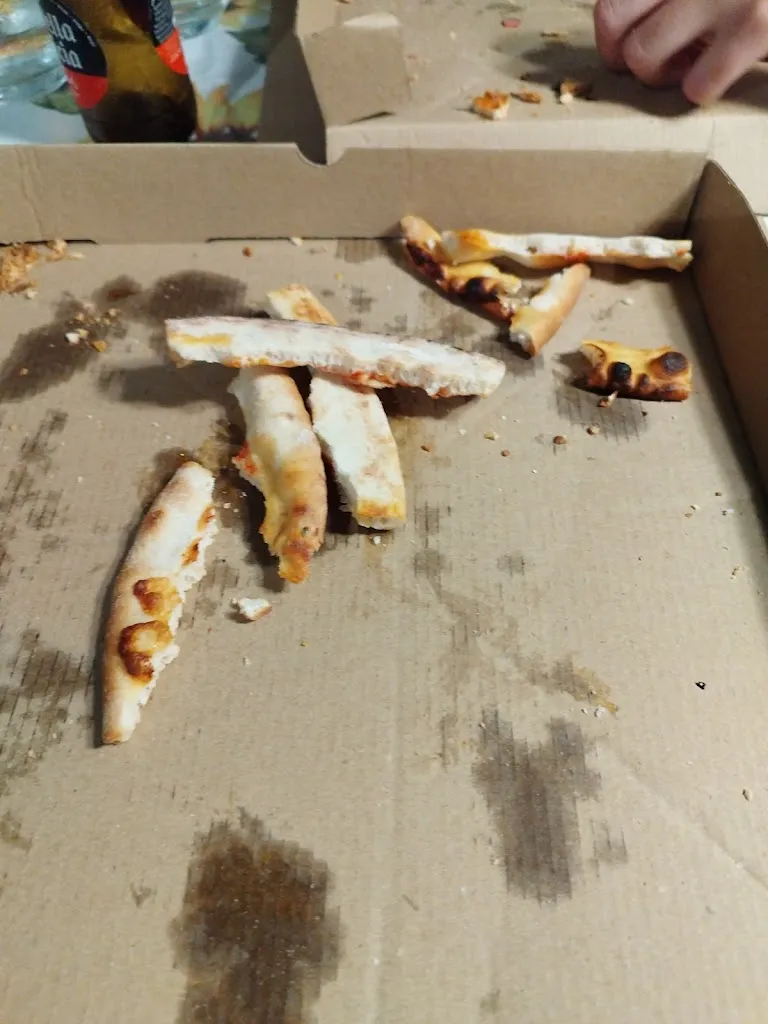 telmo sanz hernandez_Pizzeria Isla Italy_Arnuero_review