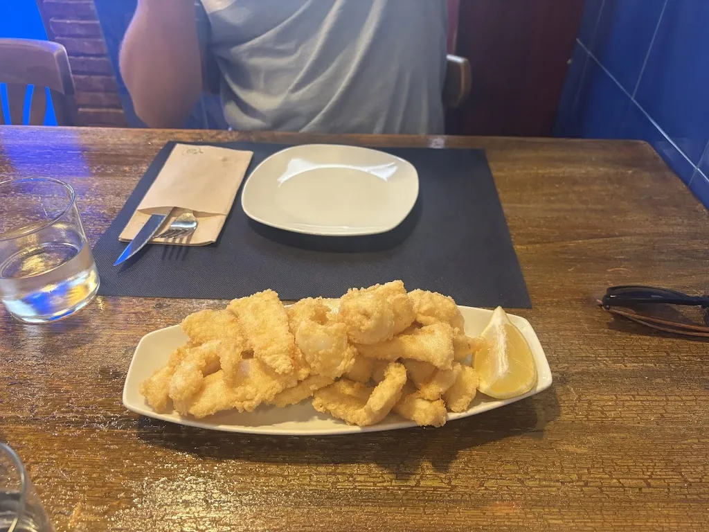 rebeca marinescu_Pizzeria Isla Italy_Arnuero_review