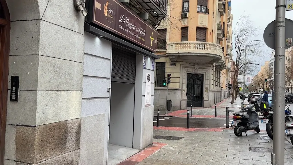 Gerardo Bustos Pretel_La Cestina Güela_Fuensanta_review