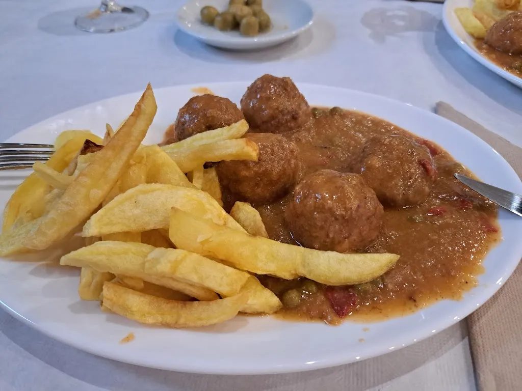 Menu_Restaurante Bar Hoyuela_Corvera de Toranzo_image_2