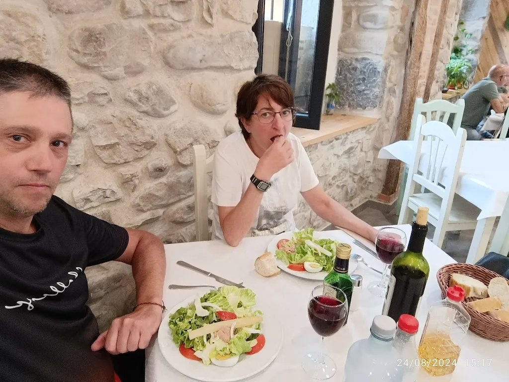 Javier Ruiz de loizaga_Restaurante Bar Hoyuela_Corvera de Toranzo_review