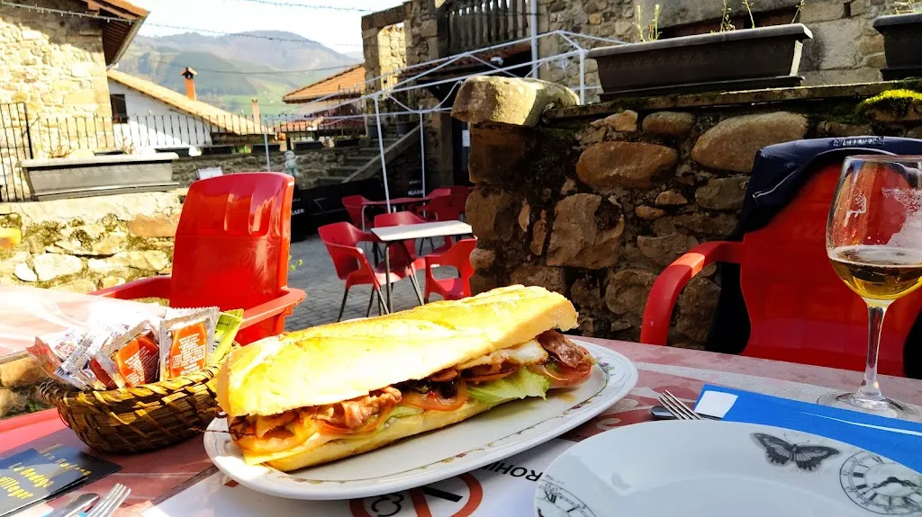 Sofia Albanez_La Bodega de Villegar_Corvera de Toranzo_review