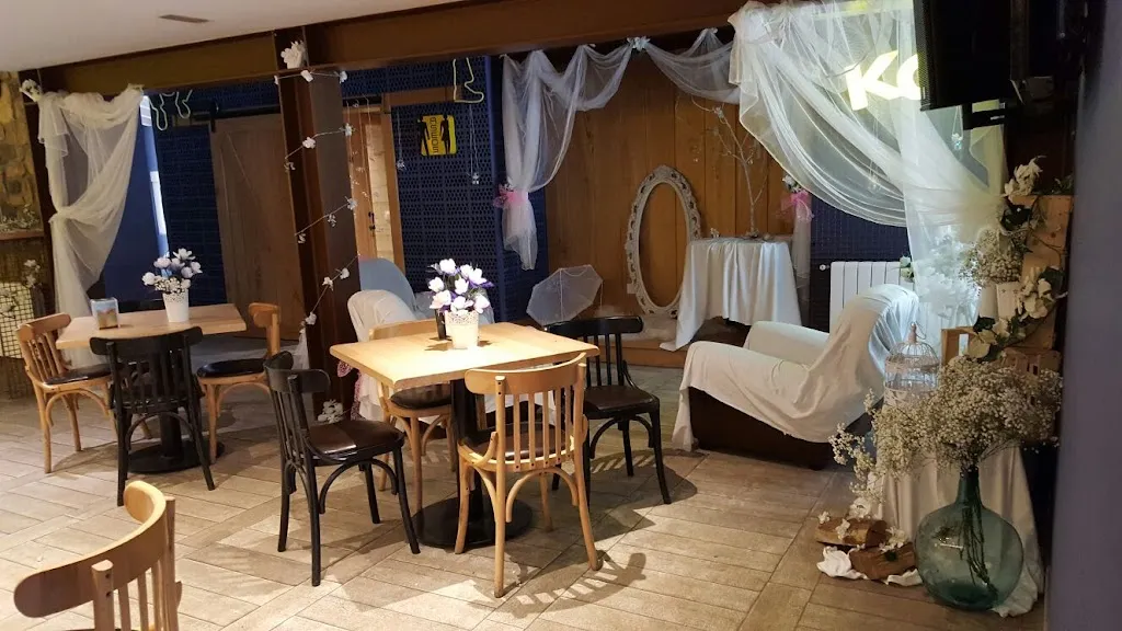 Los Arcos restaurant in Corvera de Toranzo