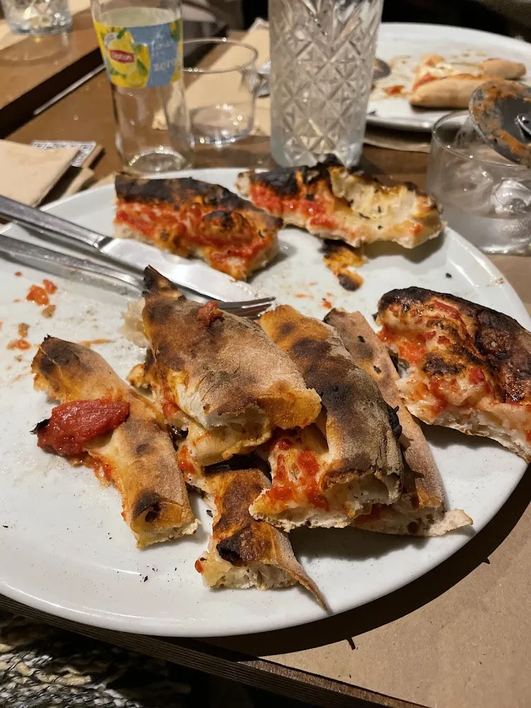 Maria João Lourenço Pinto_Restaurante y Pizzería La Mole_Campoo de Enmedio_review