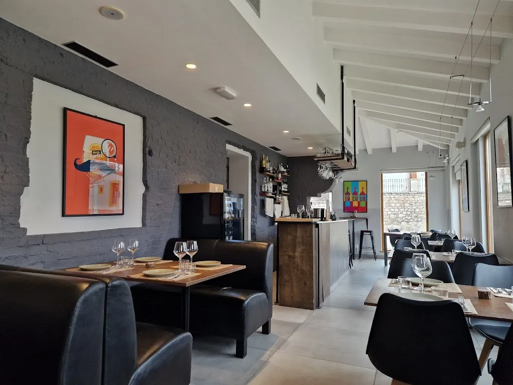 Restaurante y Pizzería La Mole_Campoo de Enmedio_slider_image_1