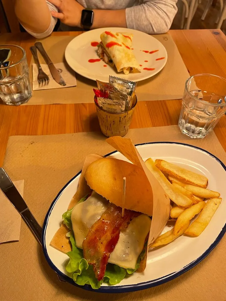 Menu_La Herradura Food&Drink_Campoo de Enmedio_image_5