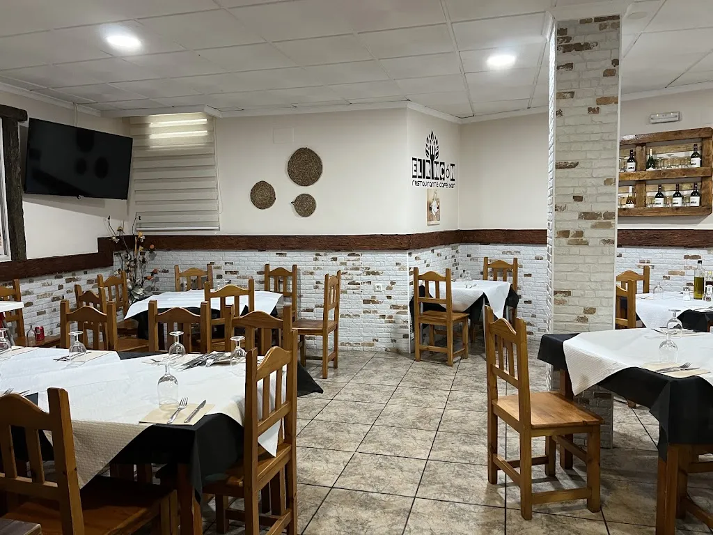 Restaurante El Rincón restaurant in Elche de la Sierra