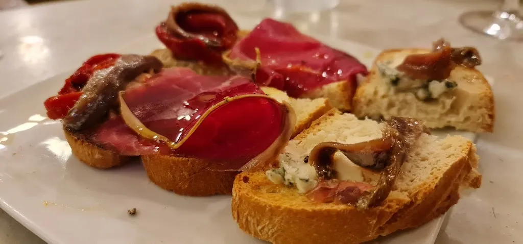 Bar Pepe el de los Vinos_Campoo de Enmedio_slider_image_3