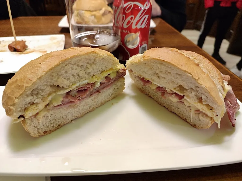 Menu_Bar Paraíso_Campoo de Enmedio_image_6