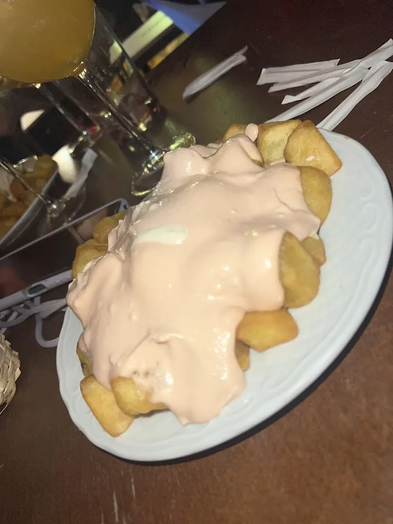 Pablo Martinez Lopez_Bar Paraíso_Campoo de Enmedio_review