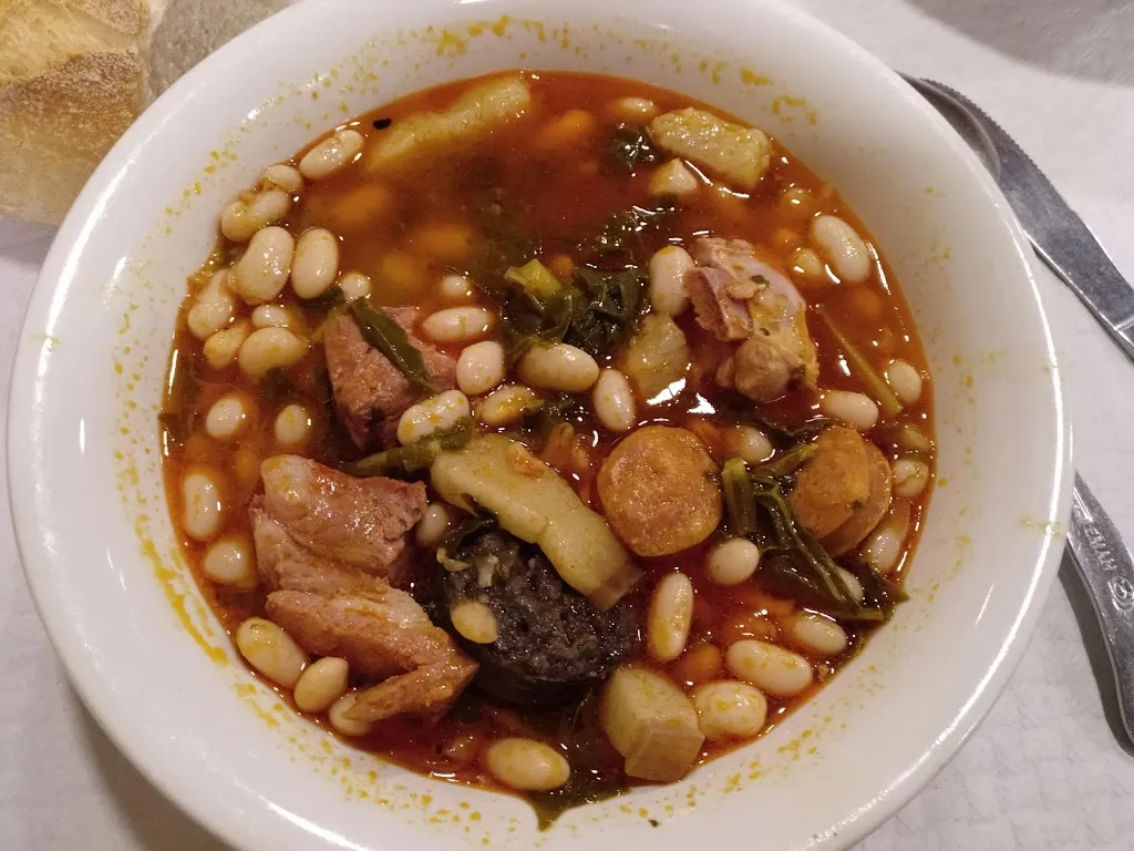 Menu_Restaurante Avenida_Campoo de Enmedio_image_5