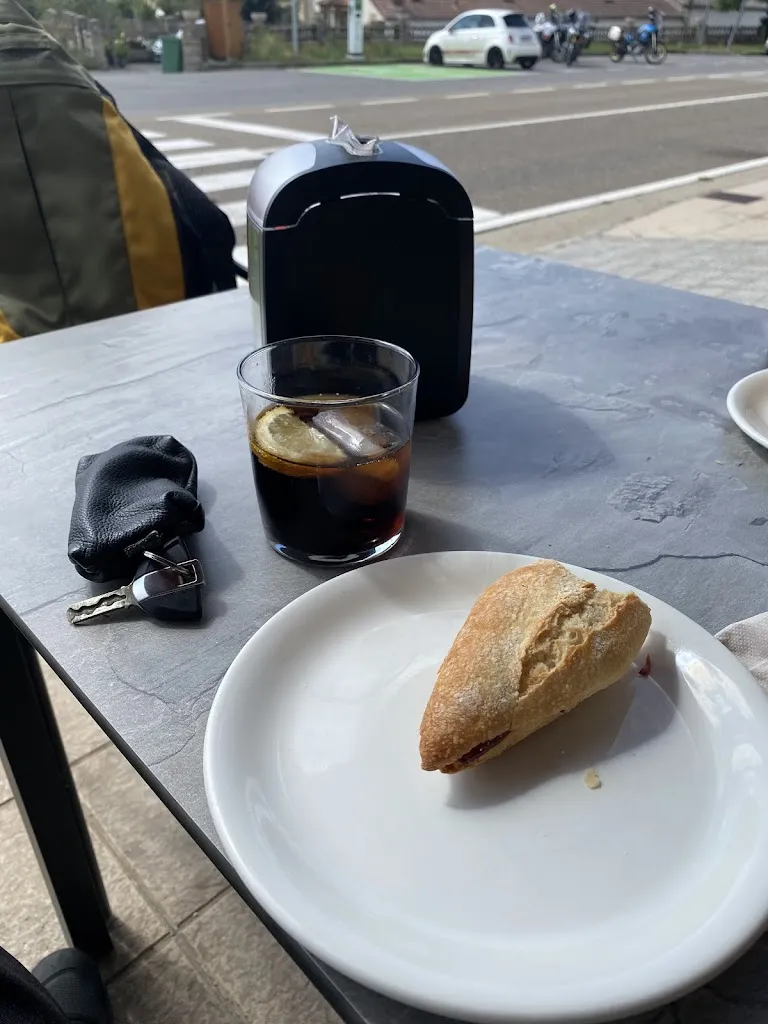 An Average Person_Casa Elisa Monegro_Campoo de Enmedio_review