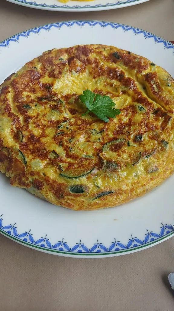 Menu_Bar- Restaurante-Posada Los Carabeos_Campoo de Enmedio_image_1