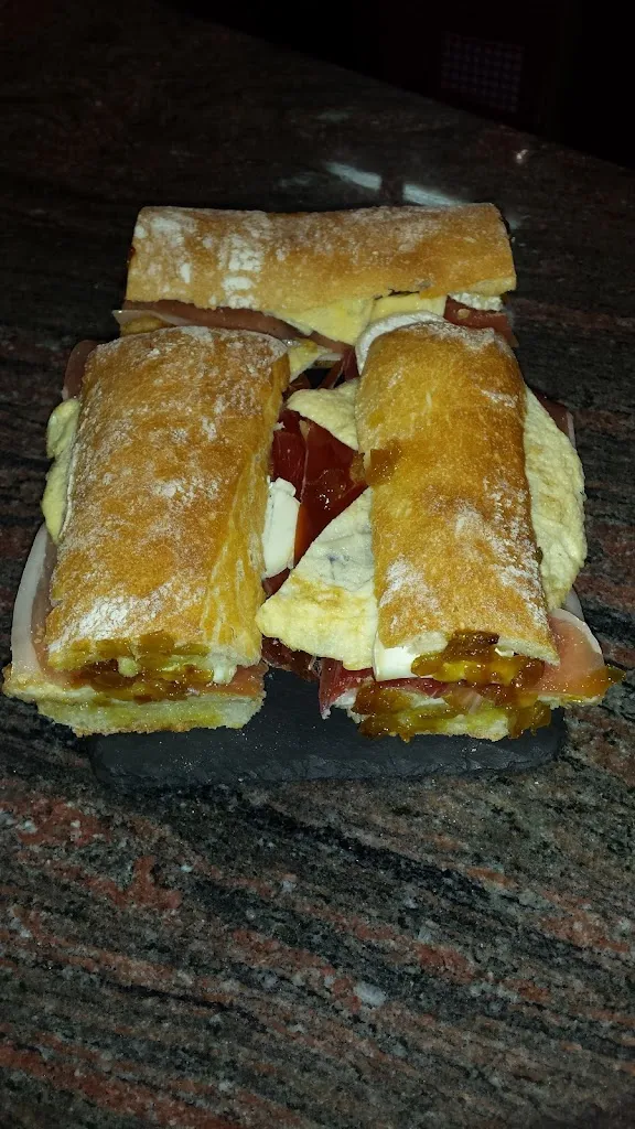 Menu_Bocateria Los Arcos_Campoo de Enmedio_image_7