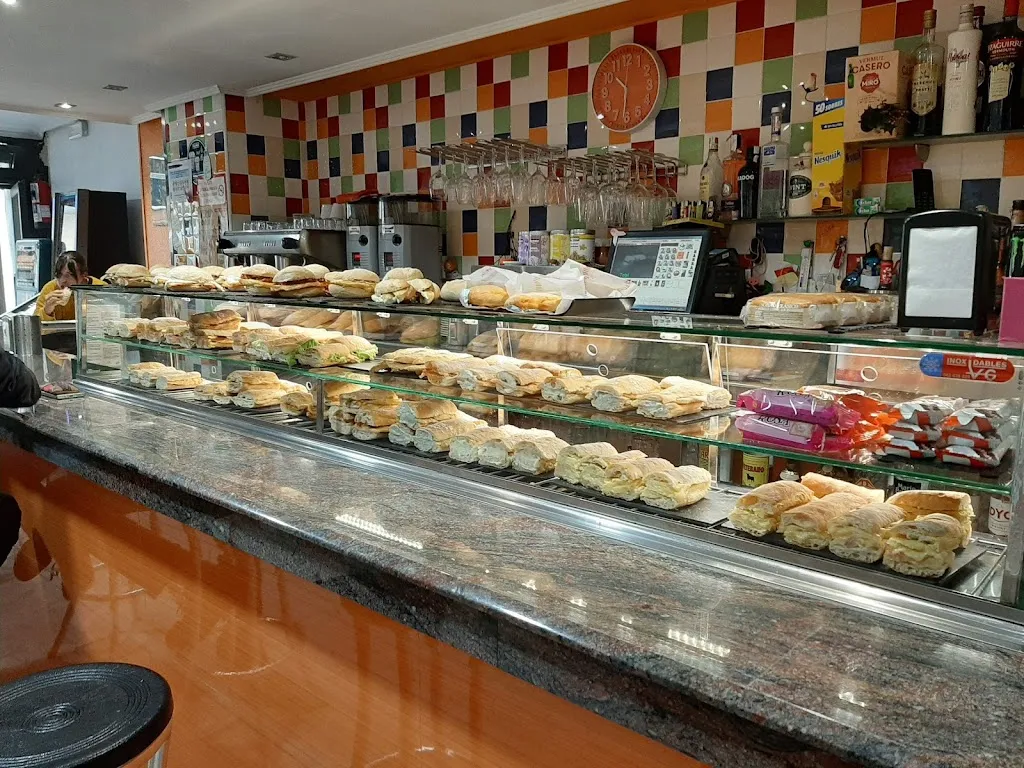 Bocateria Los Arcos restaurant in Campoo de Enmedio