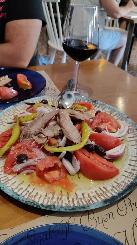 Mariano Gálvez_Mesón Isa_Elche de la Sierra_review