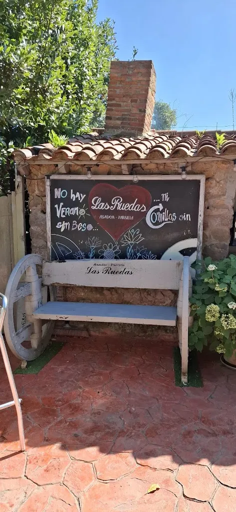 Asador Las Ruedas_Comillas_slider_image_3