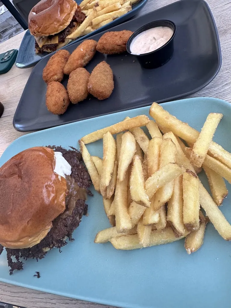 R L_La Secret_Comillas_recensione