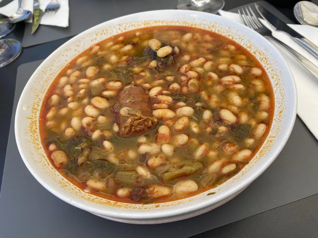 Menu_Restaurante Cafetería Los Castaños_Comillas_image_5