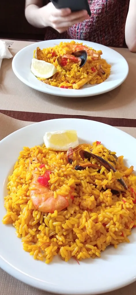 Menu_Restaurante La Perla Negra_Comillas_image_8