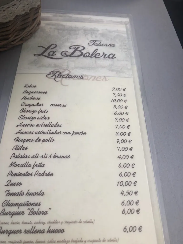TABERNA LA BOLERA - Bar de picoteo - COMILLAS ristorante a Comillas