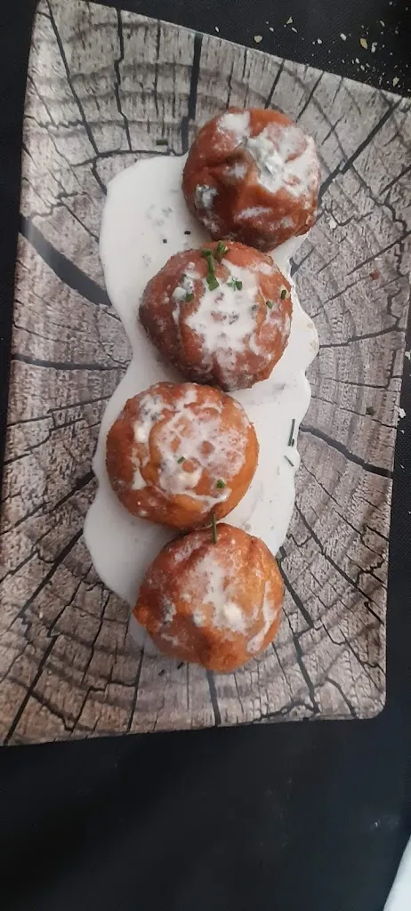 Miguel Parras_La Bodeguca_Entrambasaguas_review