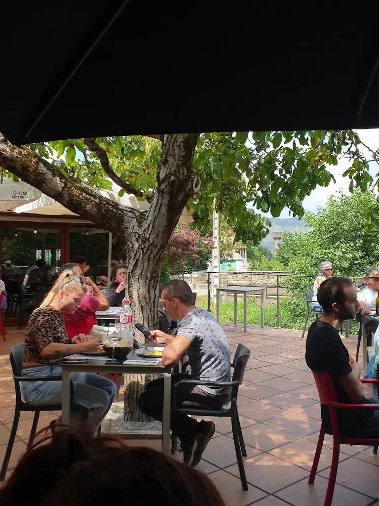 Hostal - Restaurante Fleming_Corrales de Buelna Los_slider_image_2