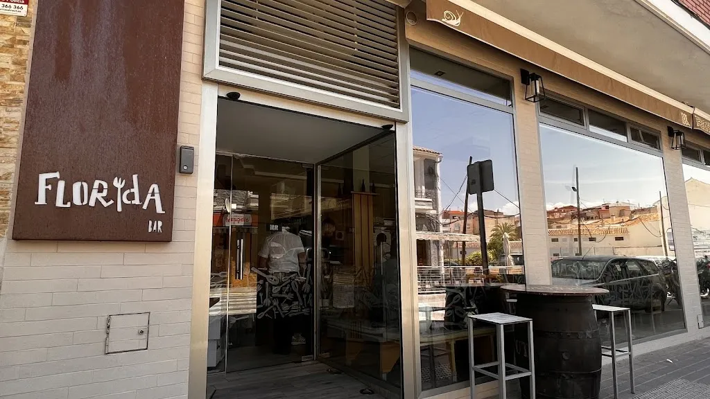 Florida_Elche de la Sierra_slider_image_1