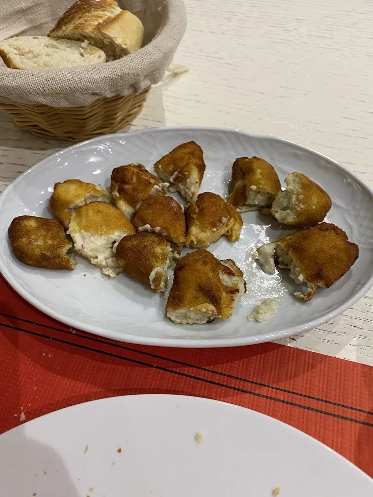 Carlos Casás_Bar Elcano_Corrales de Buelna Los_review