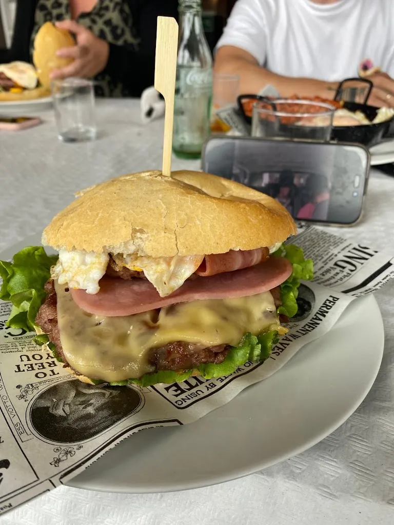 Cafeteria Altapeña Station, Gasoline Station and_Corrales de Buelna Los_slider_image_3